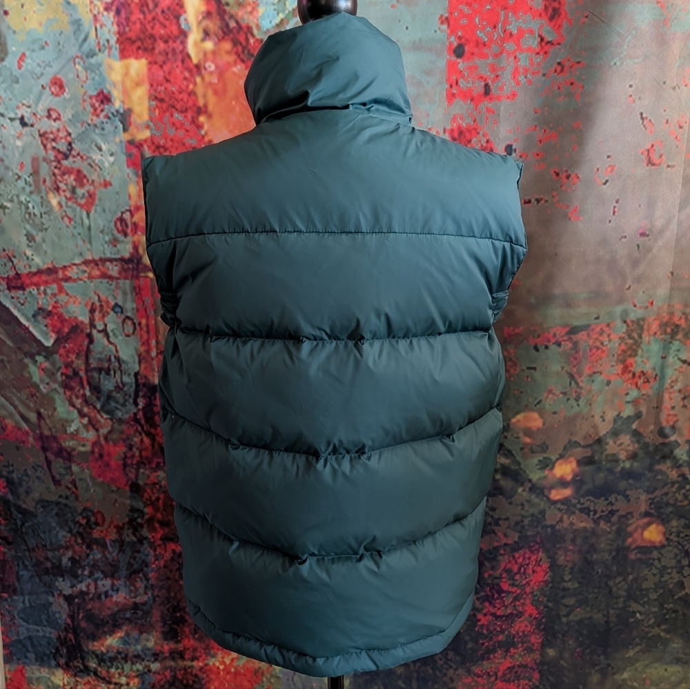 NWT Green 66 Degrees North Dyngja Down Vest (XS) - Picture 2 of 7